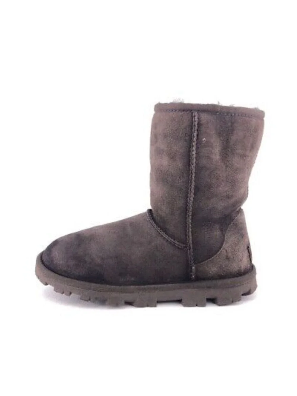Ugg Essential Short Classic Boot